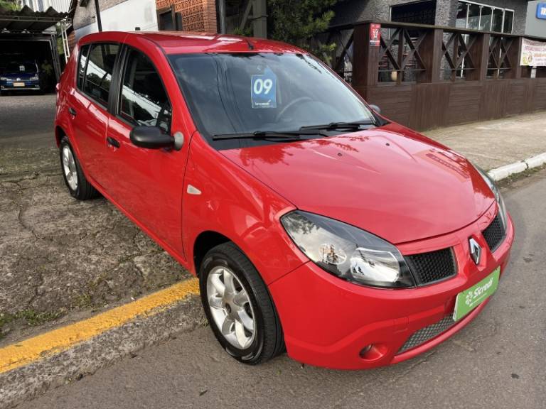 RENAULT - SANDERO - 2008/2009 - Vermelha - R$ 29.900,00