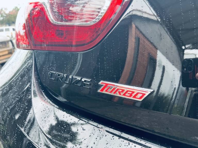 CHEVROLET - CRUZE - 2018/2019 - Preta - R$ 109.000,00