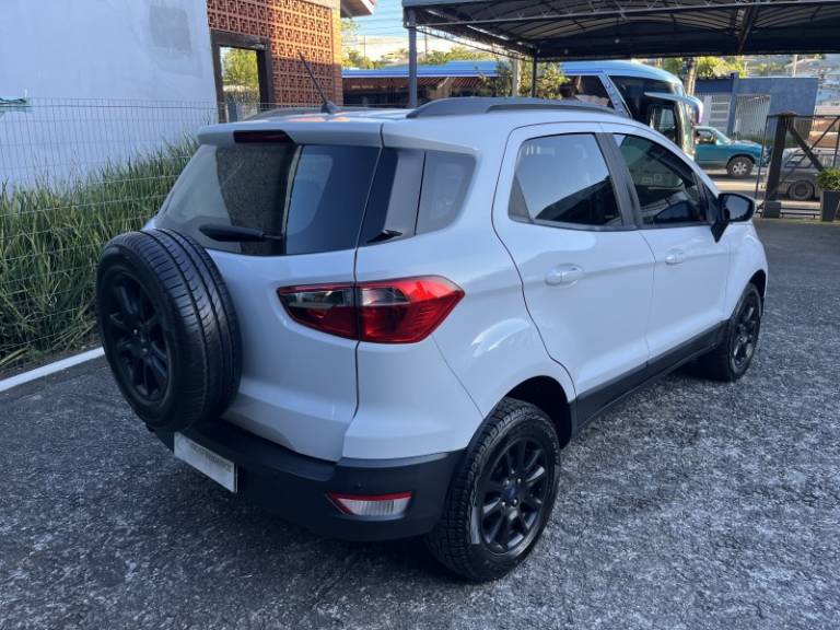 FORD - ECOSPORT - 2019/2019 - Branca - R$ 73.000,00