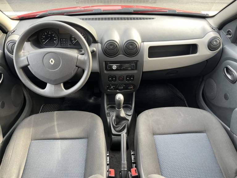 RENAULT - SANDERO - 2008/2009 - Vermelha - R$ 29.900,00