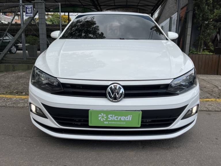 VOLKSWAGEN - POLO - 2019/2020 - Branca - R$ 72.900,00