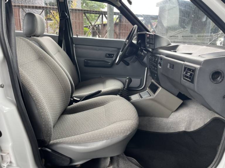 VOLKSWAGEN - VOYAGE - 1995/1995 - Branca - R$ 45.000,00