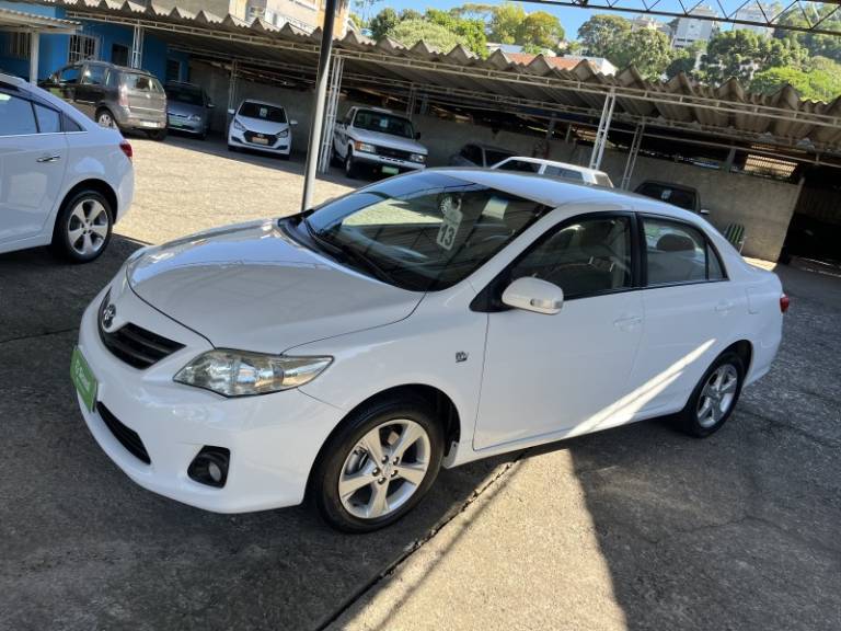 TOYOTA - COROLLA - 2013/2013 - Branca - R$ 73.900,00