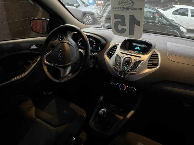 FORD - KA - 2015/2015 - Branca - R$ 44.900,00