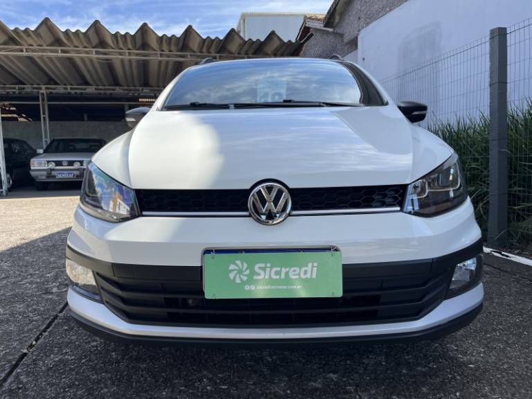 VOLKSWAGEN - FOX - 2018/2019 - Branca - R$ 66.900,00