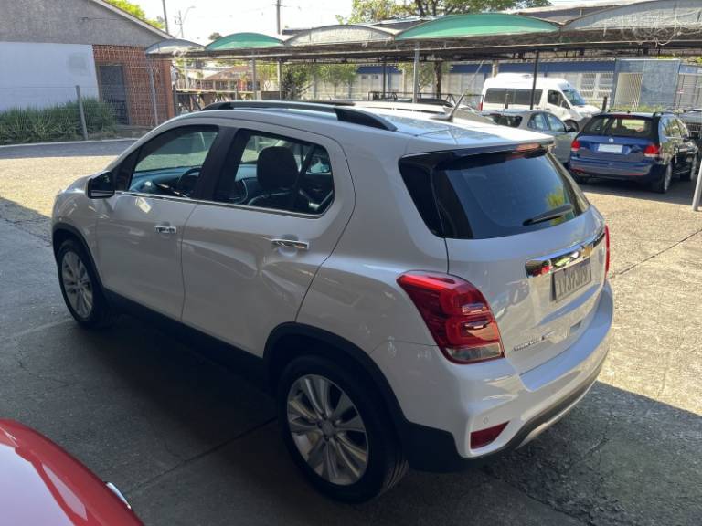 CHEVROLET - TRACKER - 2017/2017 - Branca - R$ 89.900,00