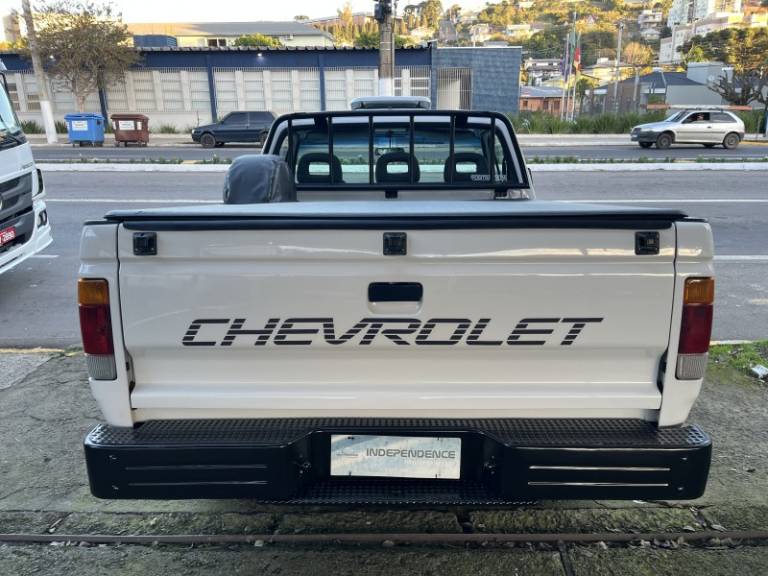 CHEVROLET - D20 - 1993/1994 - Branca - R$ 119.900,00