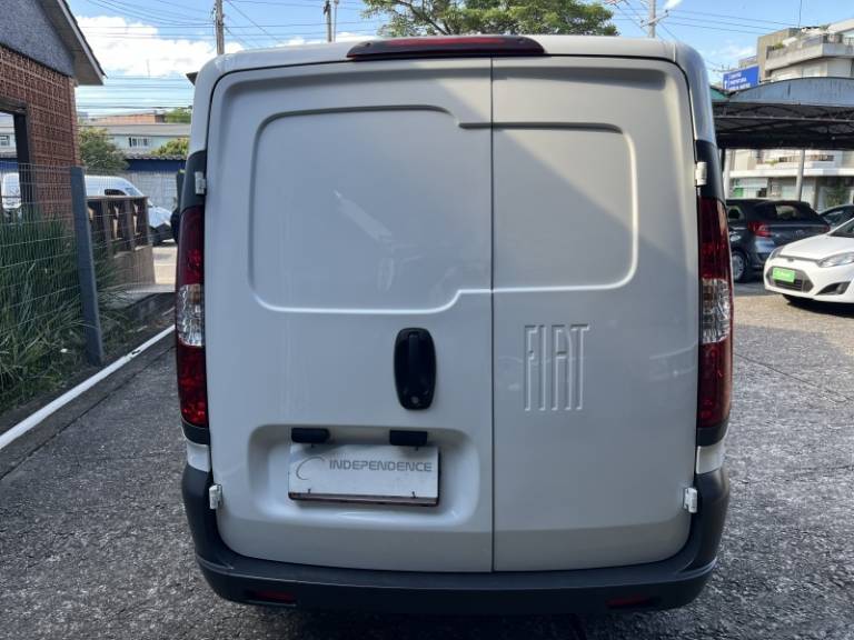 FIAT - FIORINO - 2019/2020 - Branca - R$ 72.000,00