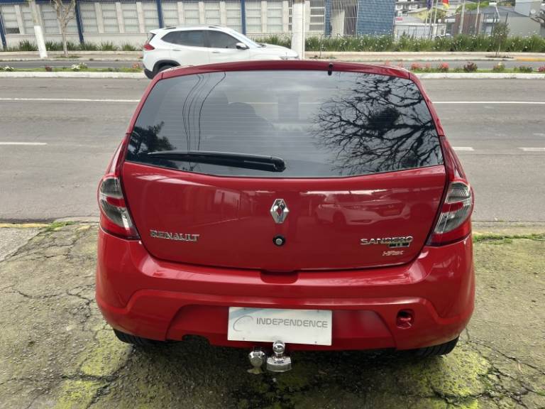 RENAULT - SANDERO - 2008/2009 - Vermelha - R$ 25.900,00