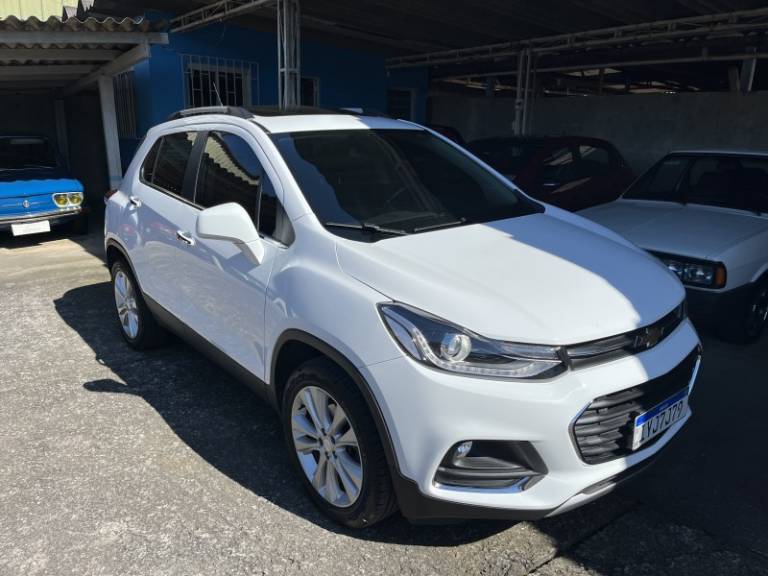 CHEVROLET - TRACKER - 2017/2017 - Branca - R$ 89.900,00