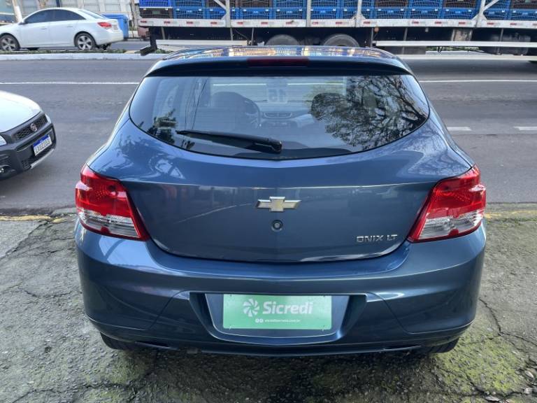 CHEVROLET - ONIX - 2014/2015 - Azul - R$ 47.900,00
