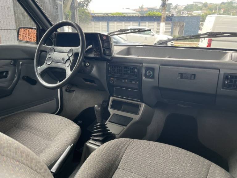VOLKSWAGEN - VOYAGE - 1995/1995 - Branca - R$ 45.000,00