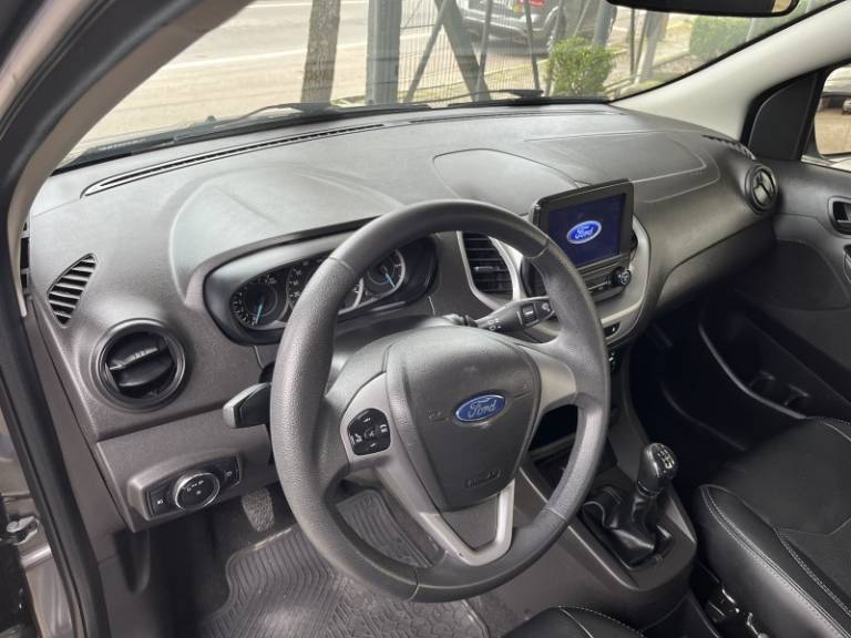 FORD - KA - 2019/2020 - Cinza - R$ 55.900,00