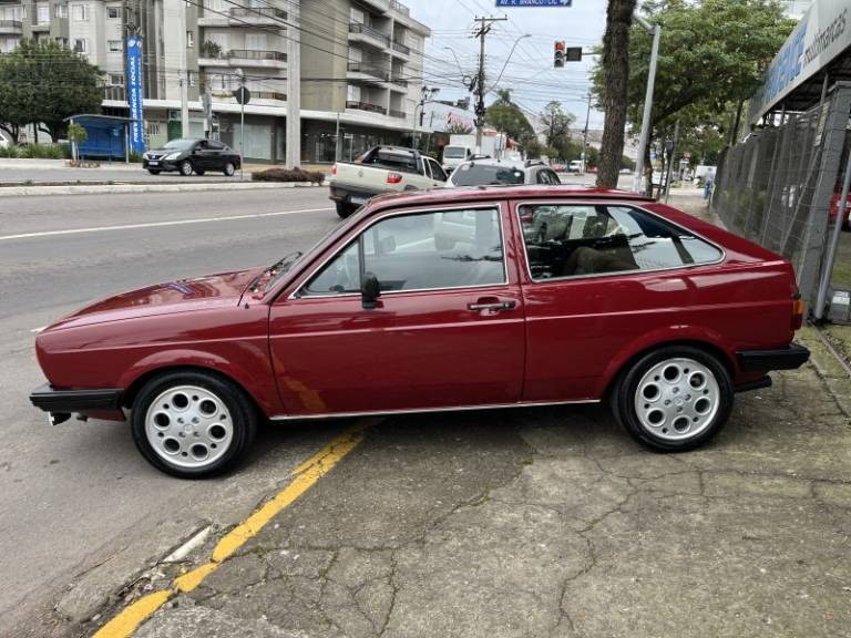VOLKSWAGEN - GOL - 1986/1986 - Vinho - R$ 39.900,00