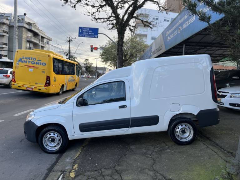 FIAT - FIORINO - 2019/2019 - Branca - R$ 69.900,00