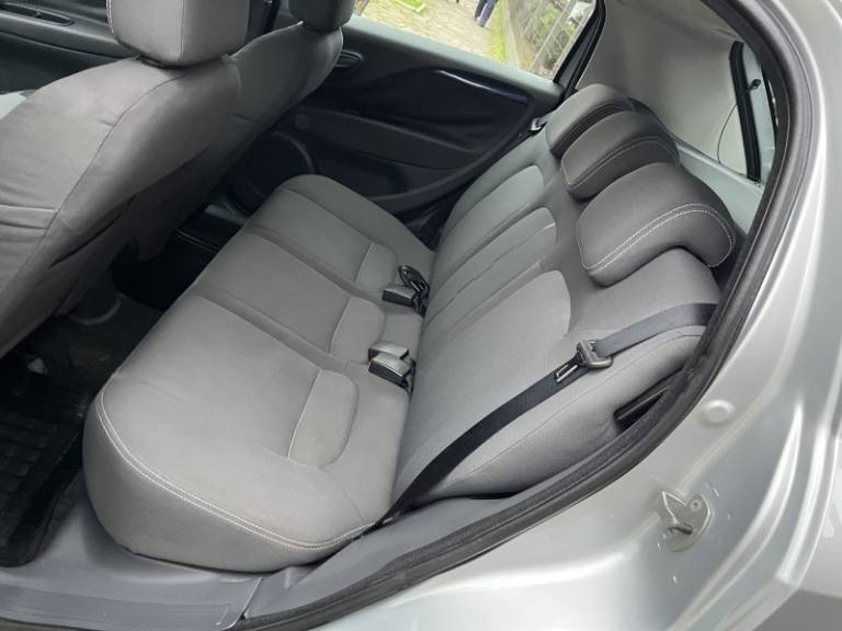 FIAT - PUNTO - 2012/2013 - Prata - R$ 40.900,00