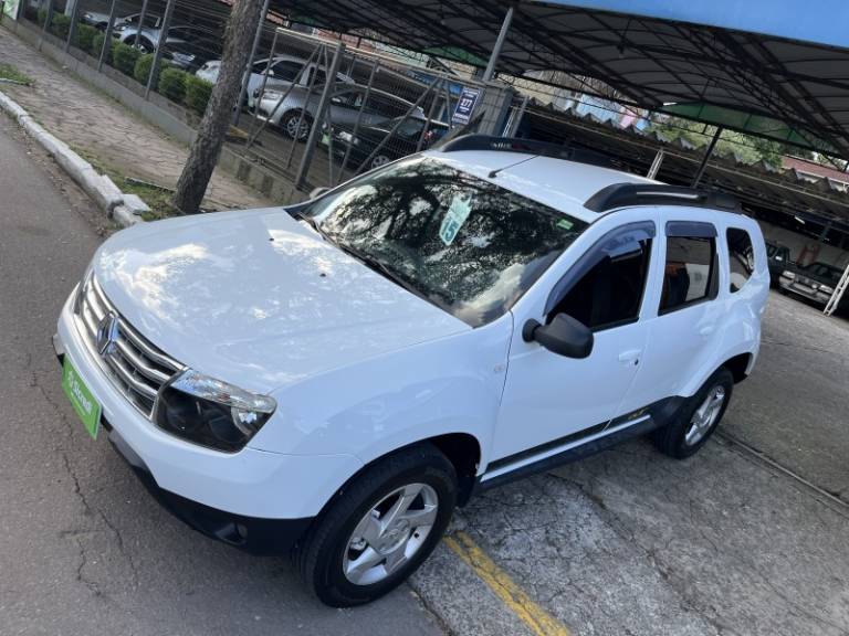 RENAULT - DUSTER - 2014/2015 - Branca - R$ 59.900,00