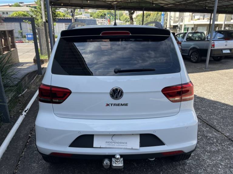 VOLKSWAGEN - FOX - 2018/2019 - Branca - R$ 66.900,00