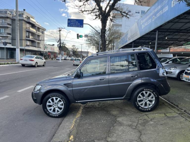 MITSUBISHI - PAJERO TR4 - 2013/2014 - Cinza - R$ 59.900,00