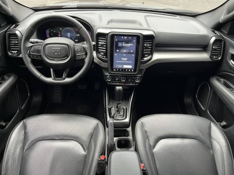 FIAT - TORO - 2023/2023 - Preta - R$ 139.900,00