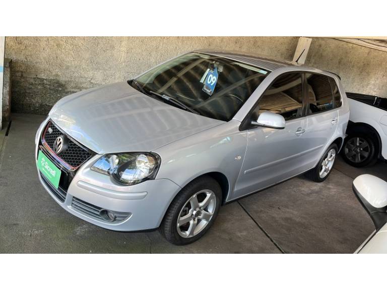 VOLKSWAGEN - POLO - 2008/2009 - Prata - R$ 47.900,00