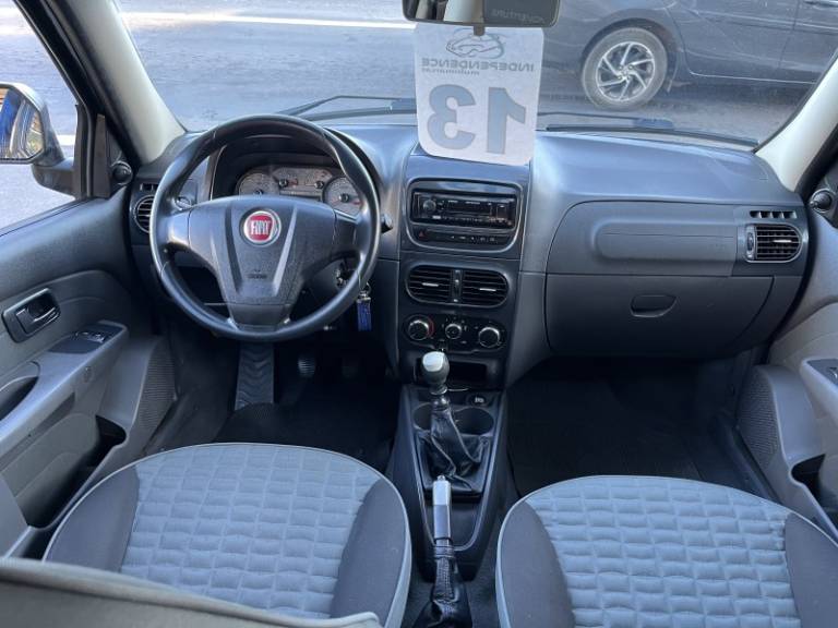 FIAT - STRADA - 2013/2013 - Cinza - R$ 54.900,00