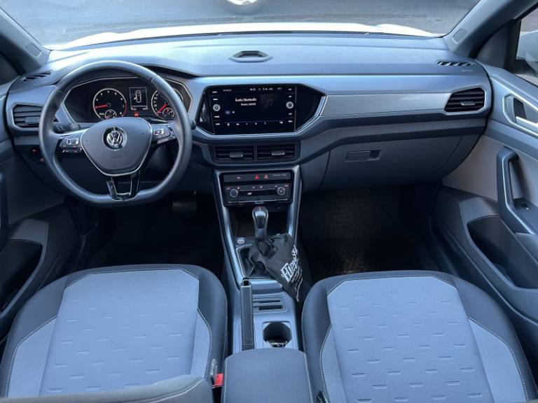 VOLKSWAGEN - T-CROSS - 2019/2020 - Branca - R$ 103.900,00