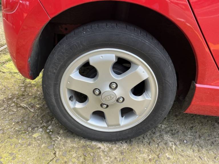 KIA MOTORS - PICANTO - 2008/2008 - Vermelha - R$ 34.900,00