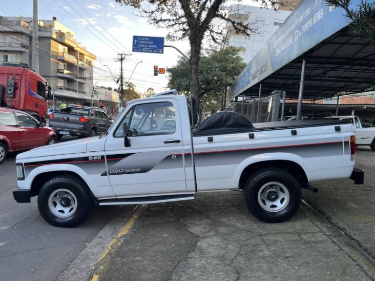 CHEVROLET - D20 - 1993/1994 - Branca - R$ 119.900,00