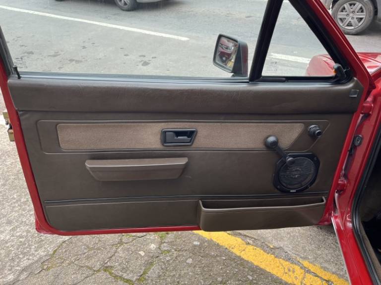 VOLKSWAGEN - GOL - 1986/1986 - Vermelha - R$ 36.900,00