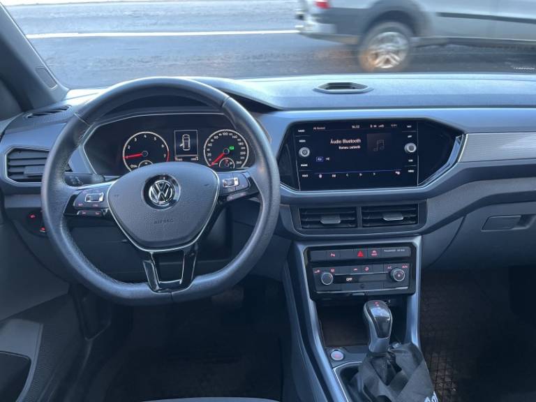 VOLKSWAGEN - T-CROSS - 2019/2020 - Branca - R$ 99.900,00