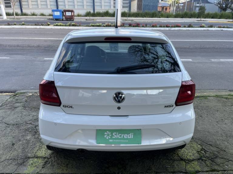 VOLKSWAGEN - GOL - 2020/2021 - Branca - R$ 59.900,00