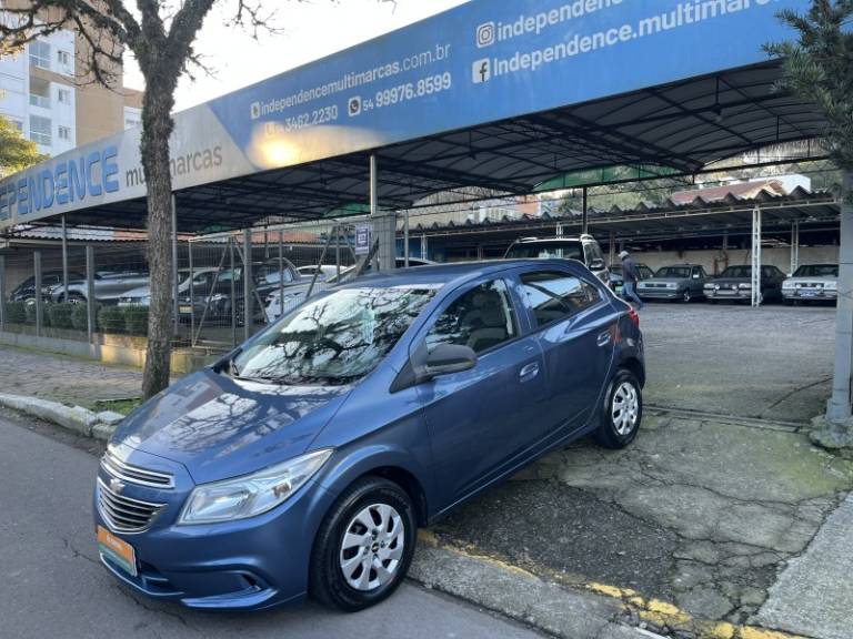 CHEVROLET - ONIX - 2014/2015 - Azul - R$ 49.900,00