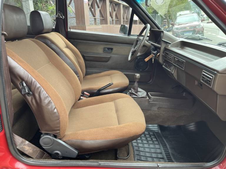 VOLKSWAGEN - GOL - 1986/1986 - Vermelha - R$ 36.900,00