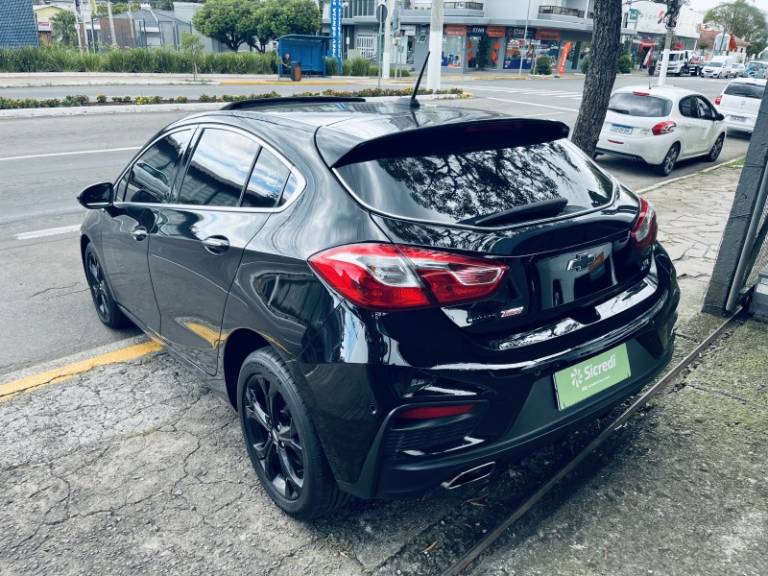 CHEVROLET - CRUZE - 2018/2019 - Preta - R$ 109.000,00
