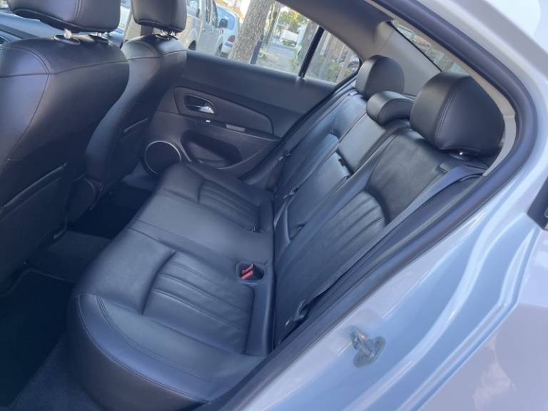 CHEVROLET - CRUZE - 2013/2014 - Branca - R$ 62.900,00