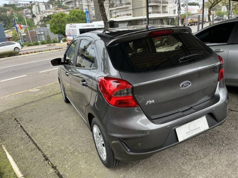 FORD - KA - 2019/2020 - Cinza - R$ 56.900,00