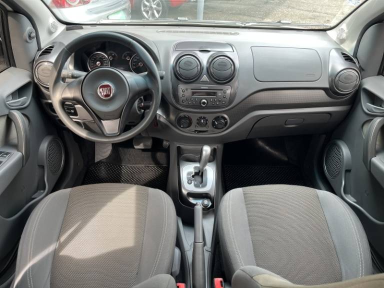 FIAT - PALIO - 2013/2014 - Branca - R$ 39.900,00