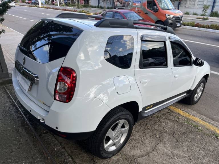 RENAULT - DUSTER - 2014/2015 - Branca - R$ 59.900,00