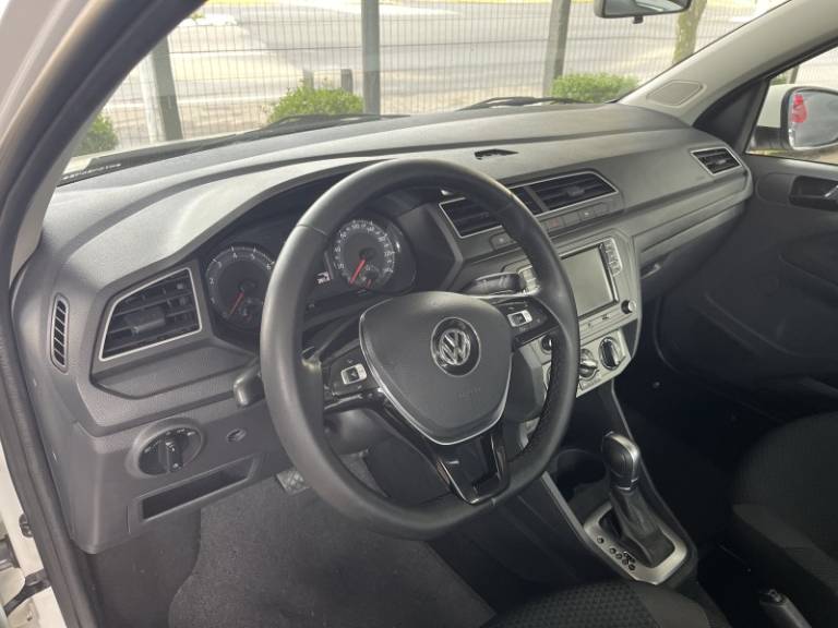 VOLKSWAGEN - GOL - 2020/2021 - Branca - R$ 65.000,00