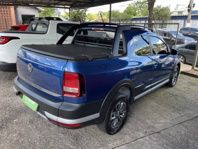 VOLKSWAGEN - SAVEIRO - 2022/2023 - Azul - R$ 98.000,00