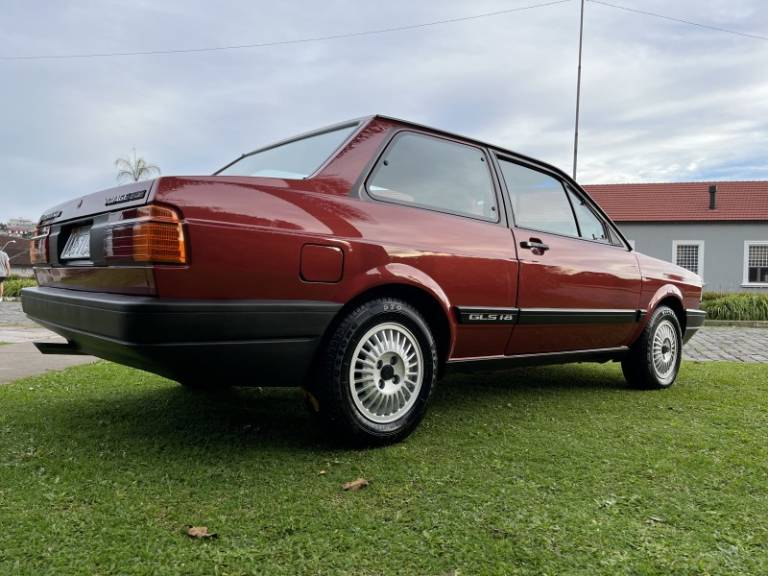 VOLKSWAGEN - VOYAGE - 1989/1989 - Vermelha - R$ 69.900,00