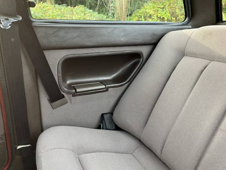 VOLKSWAGEN - VOYAGE - 1989/1989 - Vermelha - R$ 69.900,00