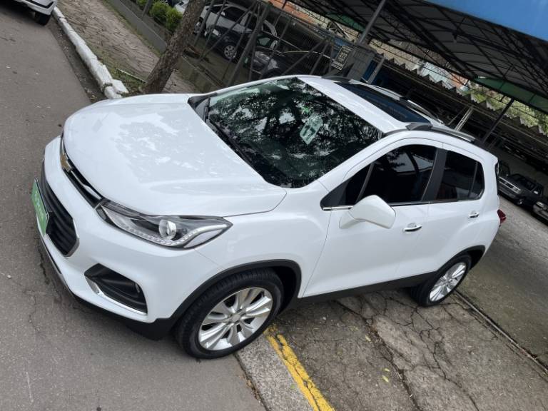 CHEVROLET - TRACKER - 2017/2017 - Branca - R$ 91.000,00