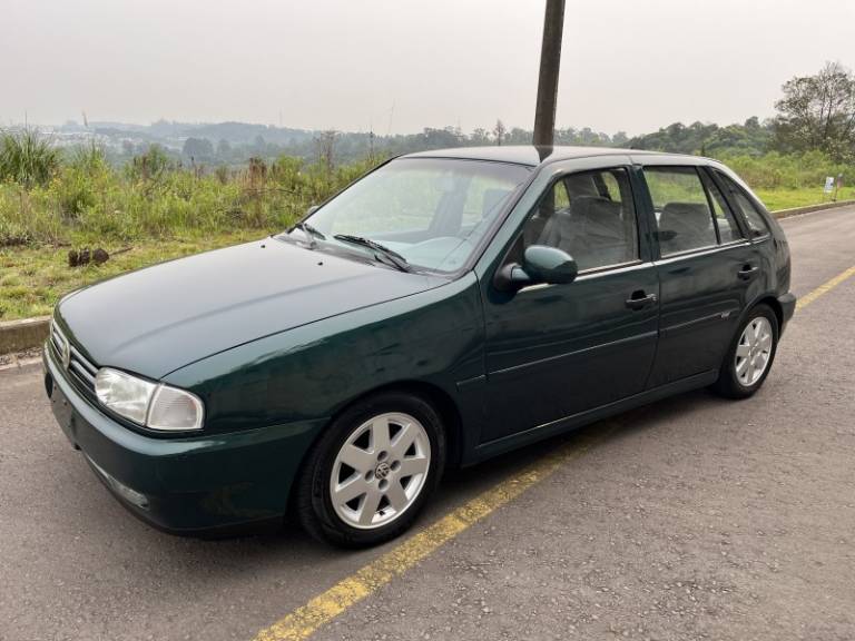 VOLKSWAGEN - GOL - 1998/1999 - Verde - R$ 55.000,00