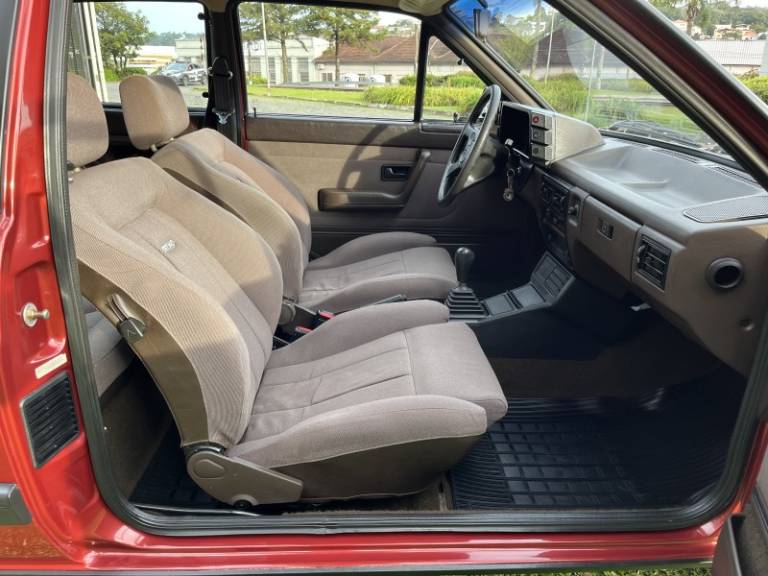 VOLKSWAGEN - VOYAGE - 1989/1989 - Vermelha - R$ 69.900,00