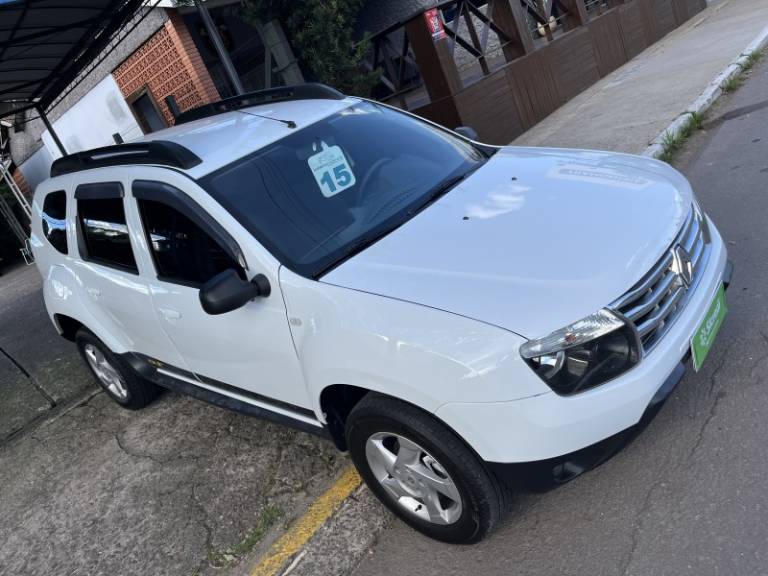 RENAULT - DUSTER - 2014/2015 - Branca - R$ 59.900,00