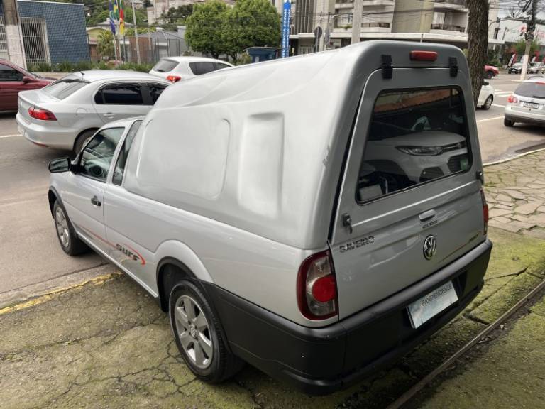 VOLKSWAGEN - SAVEIRO - 2009/2010 - Prata - R$ 48.000,00