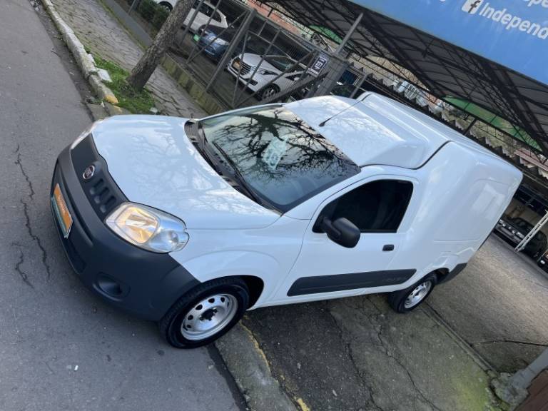 FIAT - FIORINO - 2019/2019 - Branca - R$ 69.900,00