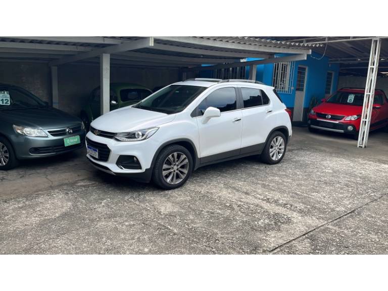 CHEVROLET - TRACKER - 2017/2017 - Branca - R$ 89.900,00